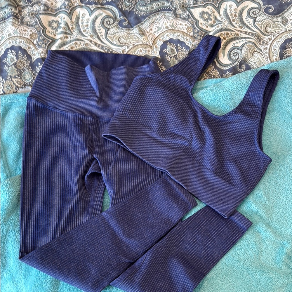 Blue/purple Ribbed Balance Athletica Set